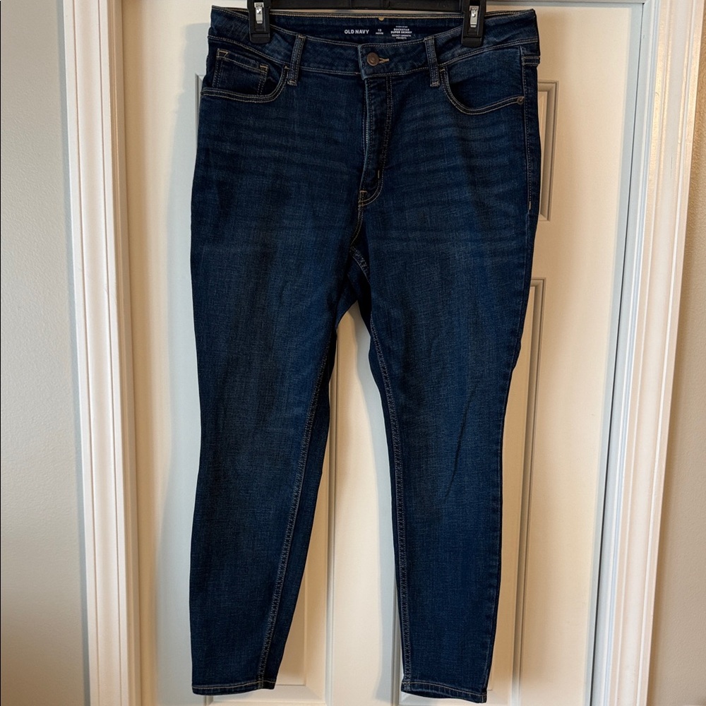 Old Navy High Rise Rockstar Super Skinny